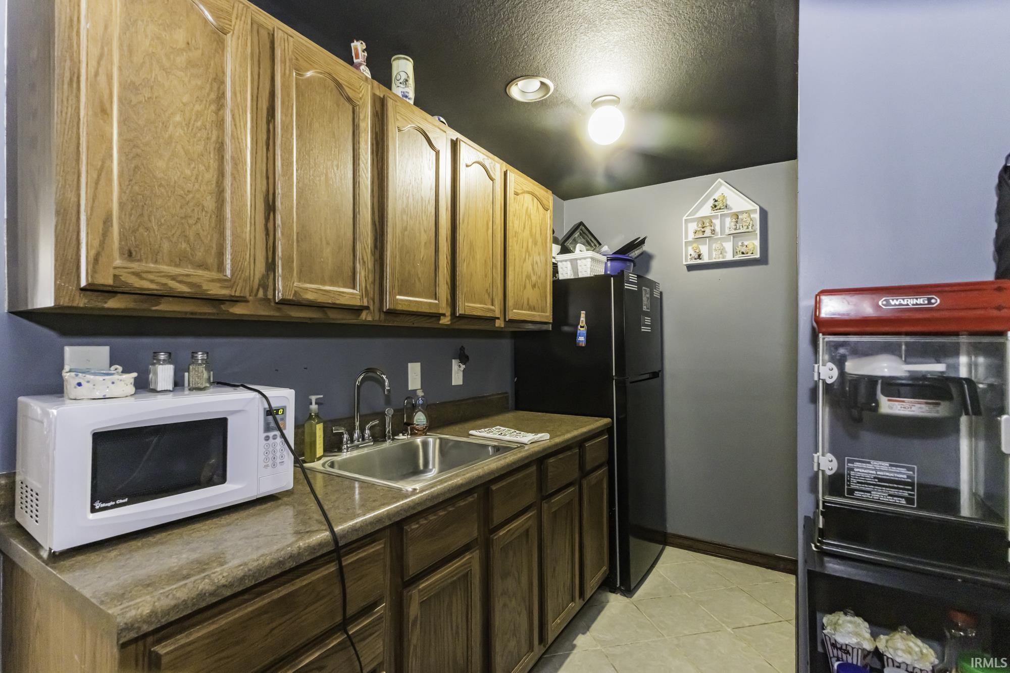 35 Ln 520b Lake, Unit 3 Fremont, IN 46737 - Photo 8 of 36