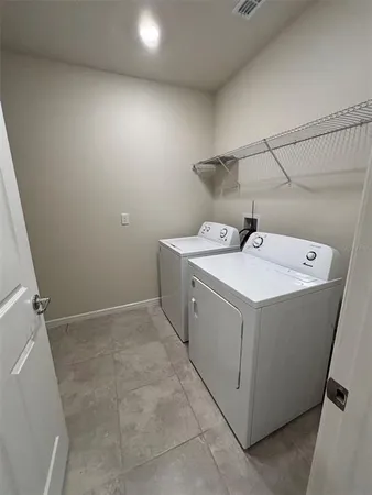 $2,100 | 1156 Sugarwood Street, Davenport, FL 33837