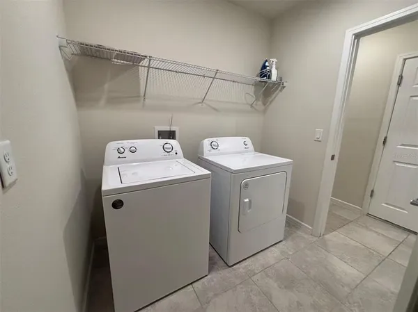 $2,100 | 1156 Sugarwood Street, Davenport, FL 33837