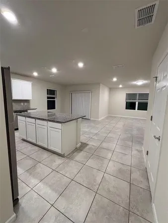 $2,100 | 1156 Sugarwood Street, Davenport, FL 33837