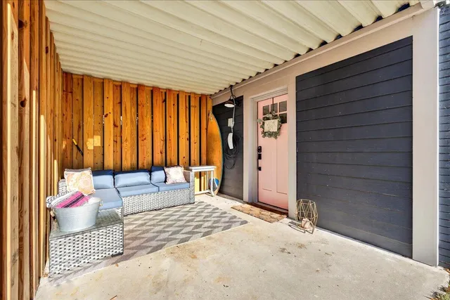 $715,000 | 1470 Woodview Lane, Charleston, SC 29412