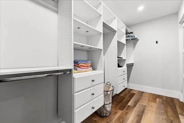 $715,000 | 1470 Woodview Lane, Charleston, SC 29412