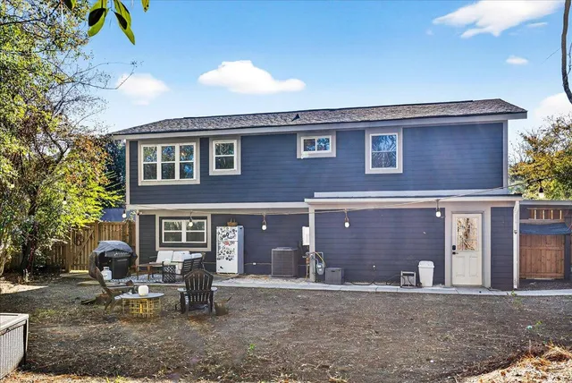 $715,000 | 1470 Woodview Lane, Charleston, SC 29412