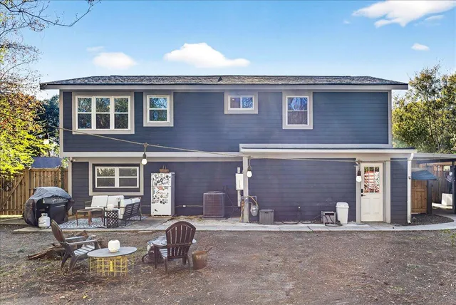 $715,000 | 1470 Woodview Lane, Charleston, SC 29412