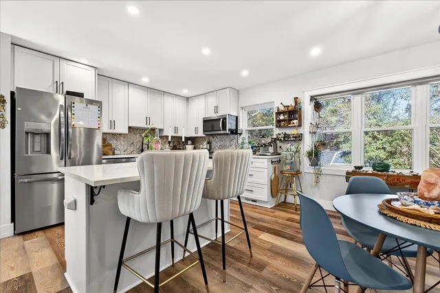 $715,000 | 1470 Woodview Lane, Charleston, SC 29412