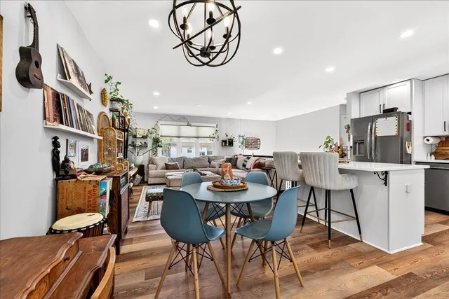 $715,000 | 1470 Woodview Lane, Charleston, SC 29412