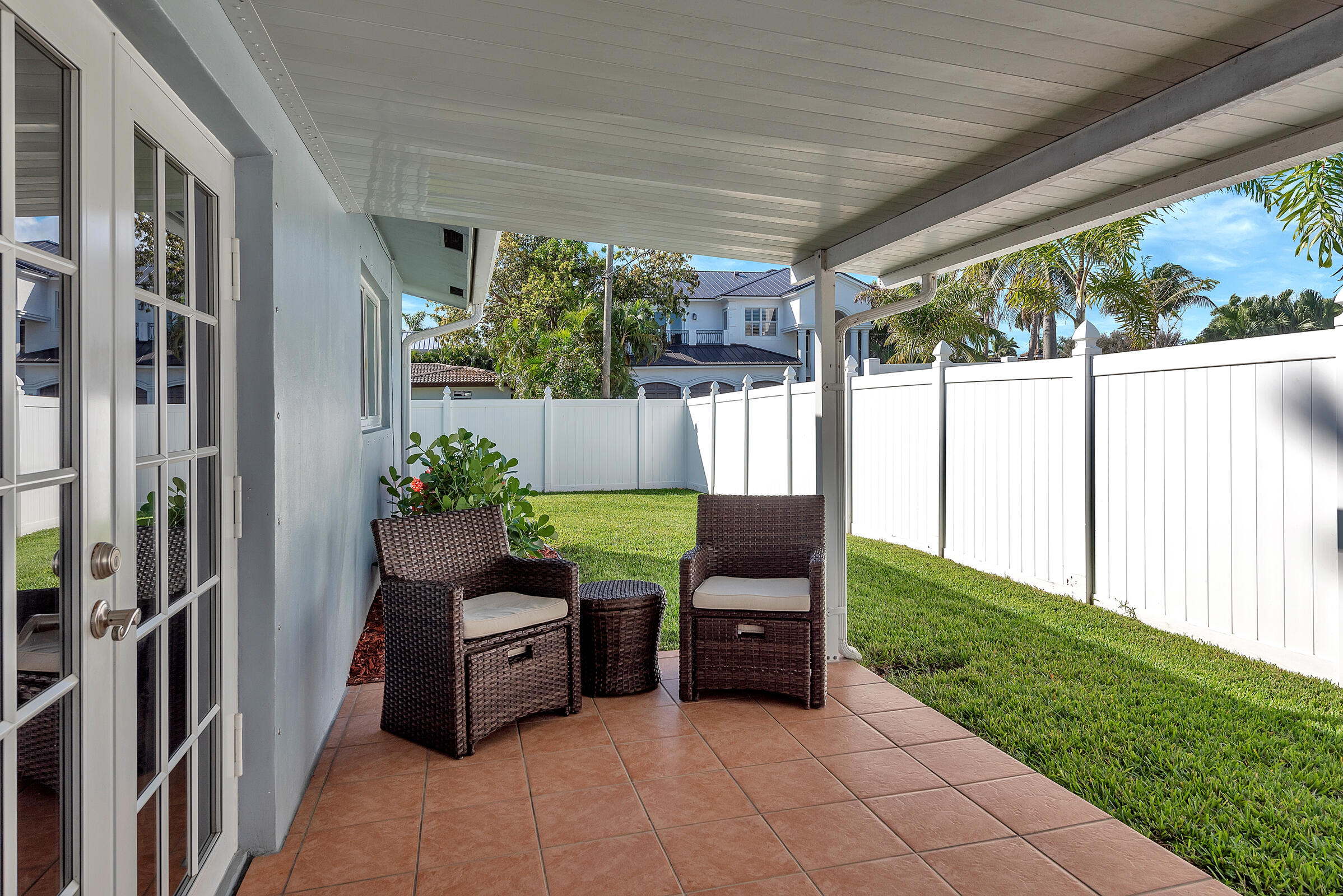 3161 Northeast 28th Avenue Lighthouse Point, FL 33064 - Photo 24 of 27 3161 - 048