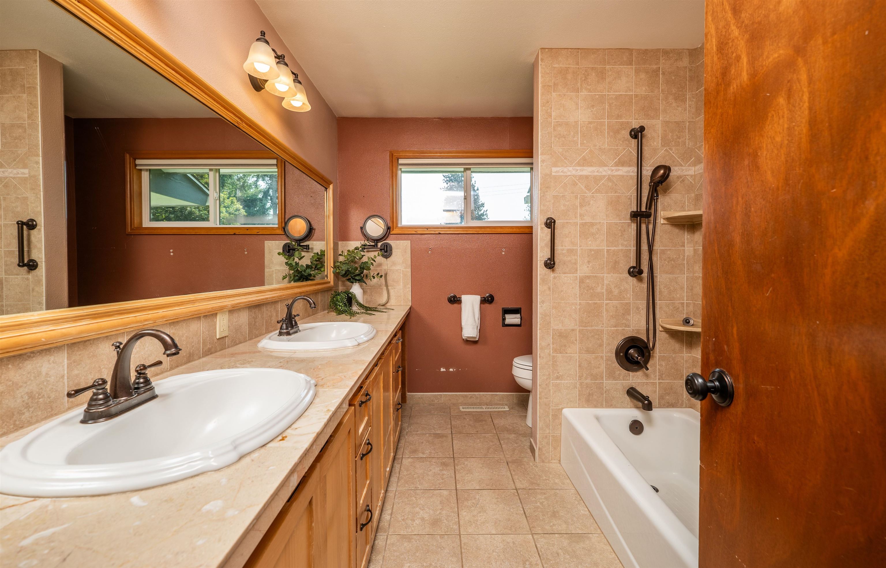 505 West Barnes Road Spokane, WA 99218 - Photo 12 of 32