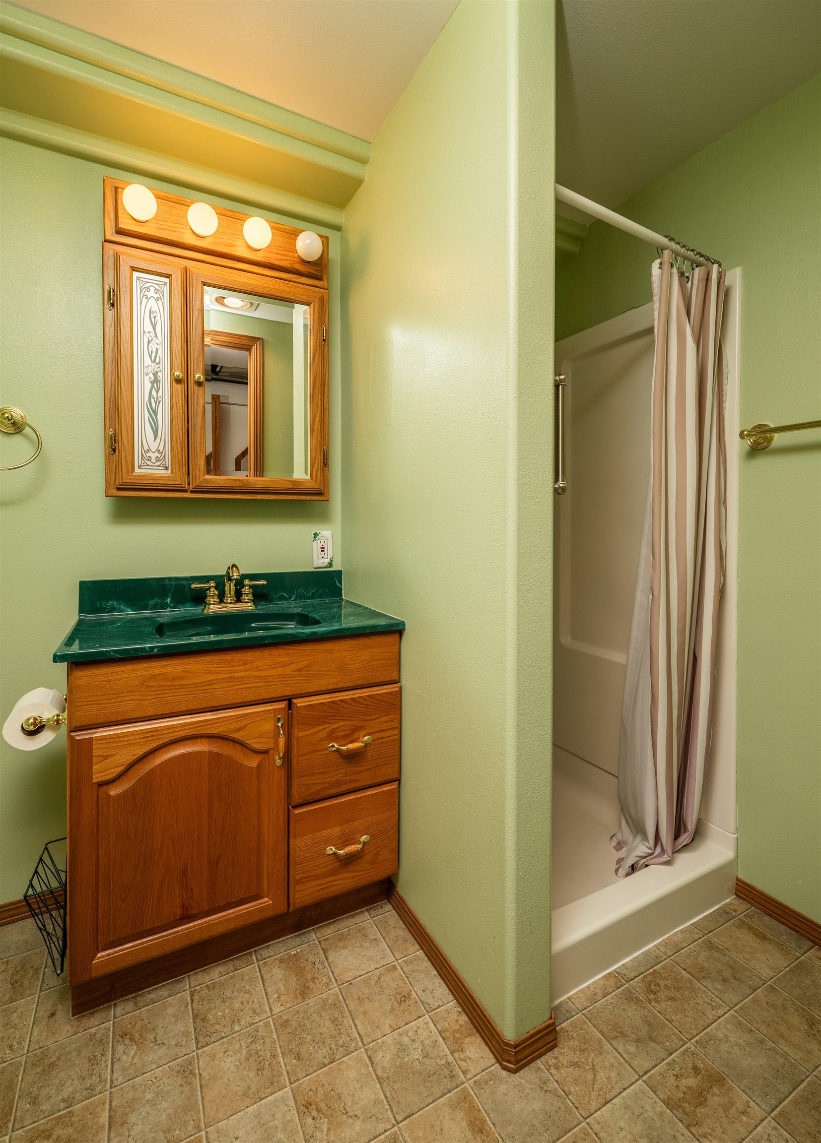 505 West Barnes Road Spokane, WA 99218 - Photo 17 of 32