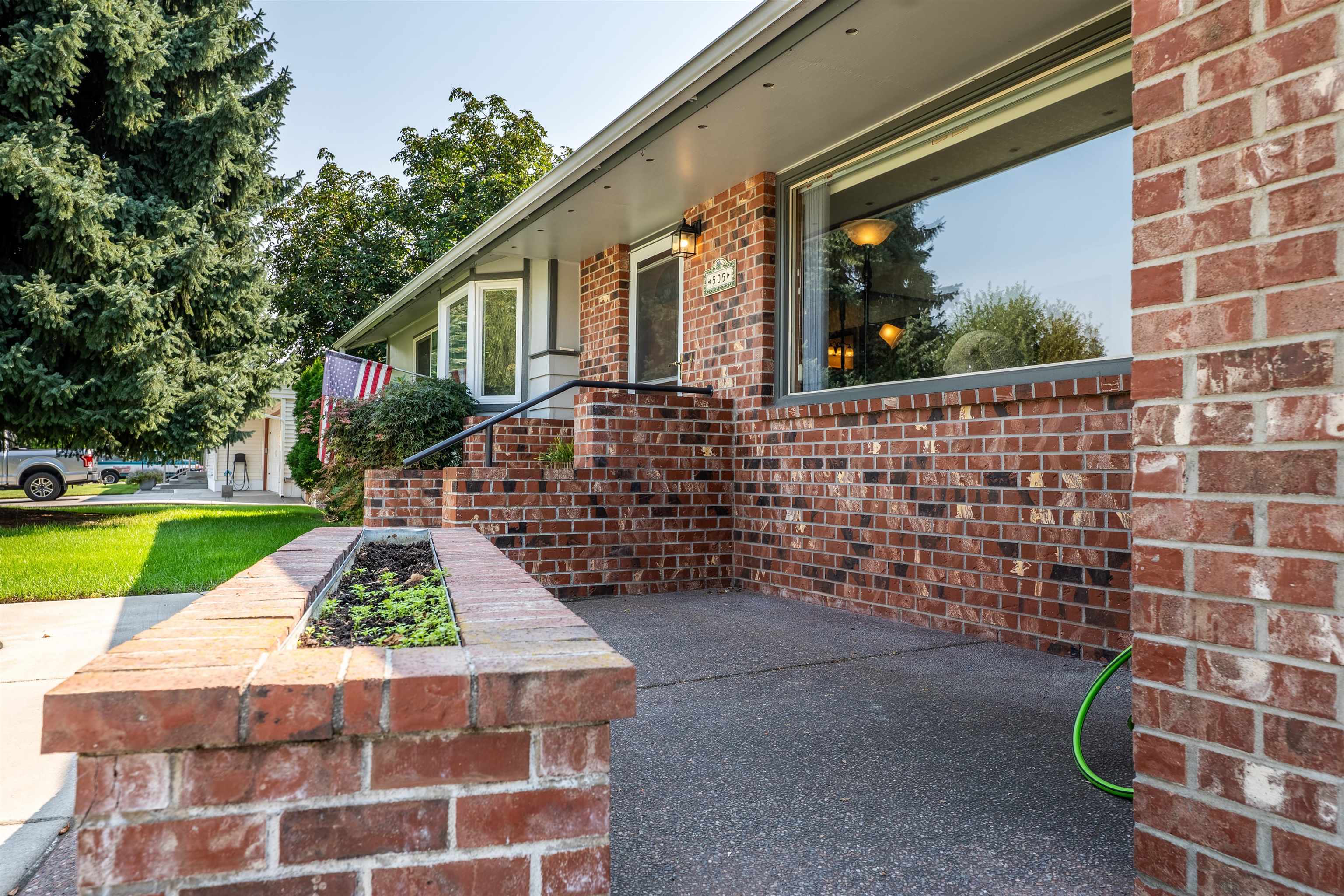 505 West Barnes Road Spokane, WA 99218 - Photo 29 of 32