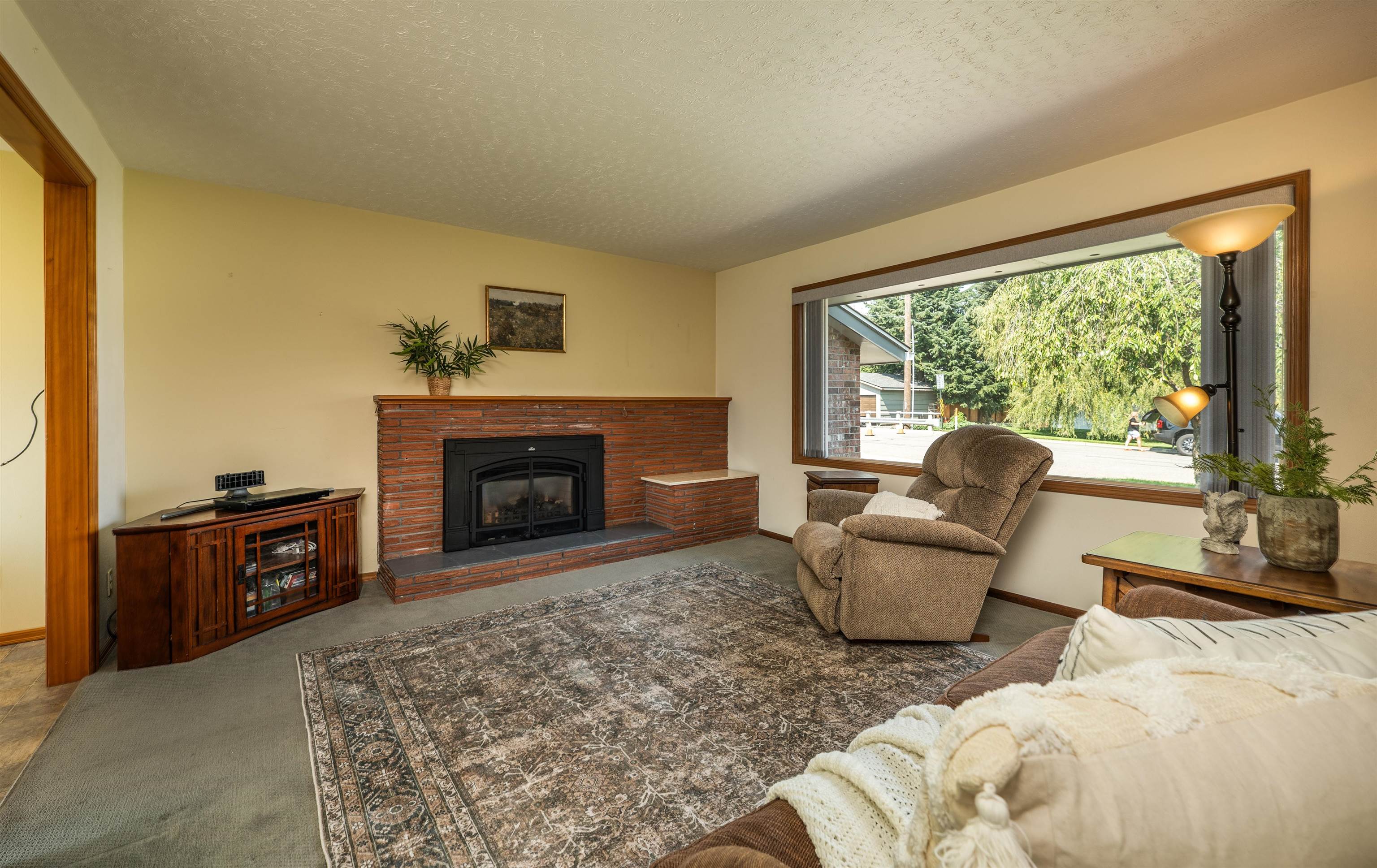 505 West Barnes Road Spokane, WA 99218 - Photo 3 of 32