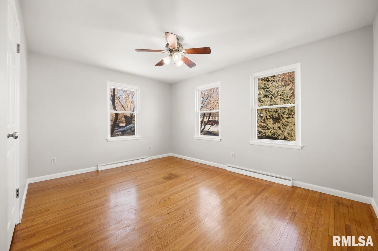 2716 West Overhill Road Peoria, IL 61615 - Photo 15 of 31 Gallery Image 15