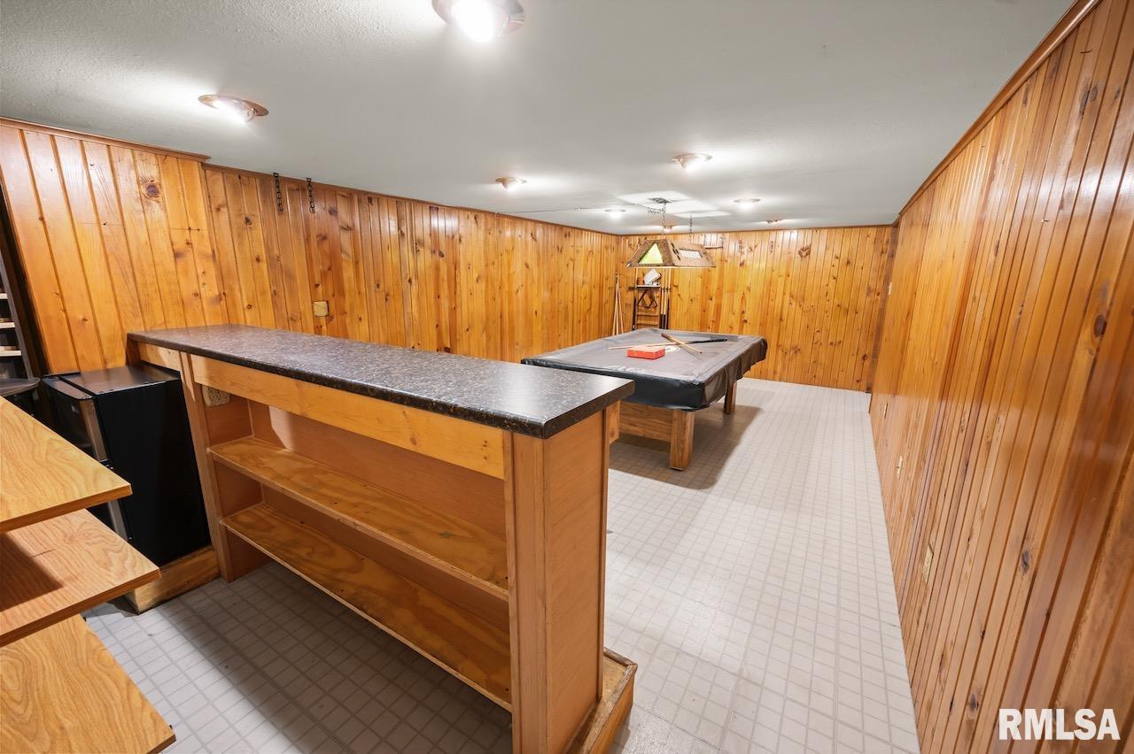 2716 West Overhill Road Peoria, IL 61615 - Photo 21 of 31 Gallery Image 21