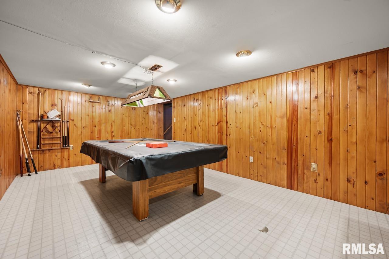 2716 West Overhill Road Peoria, IL 61615 - Photo 23 of 31 Gallery Image 23