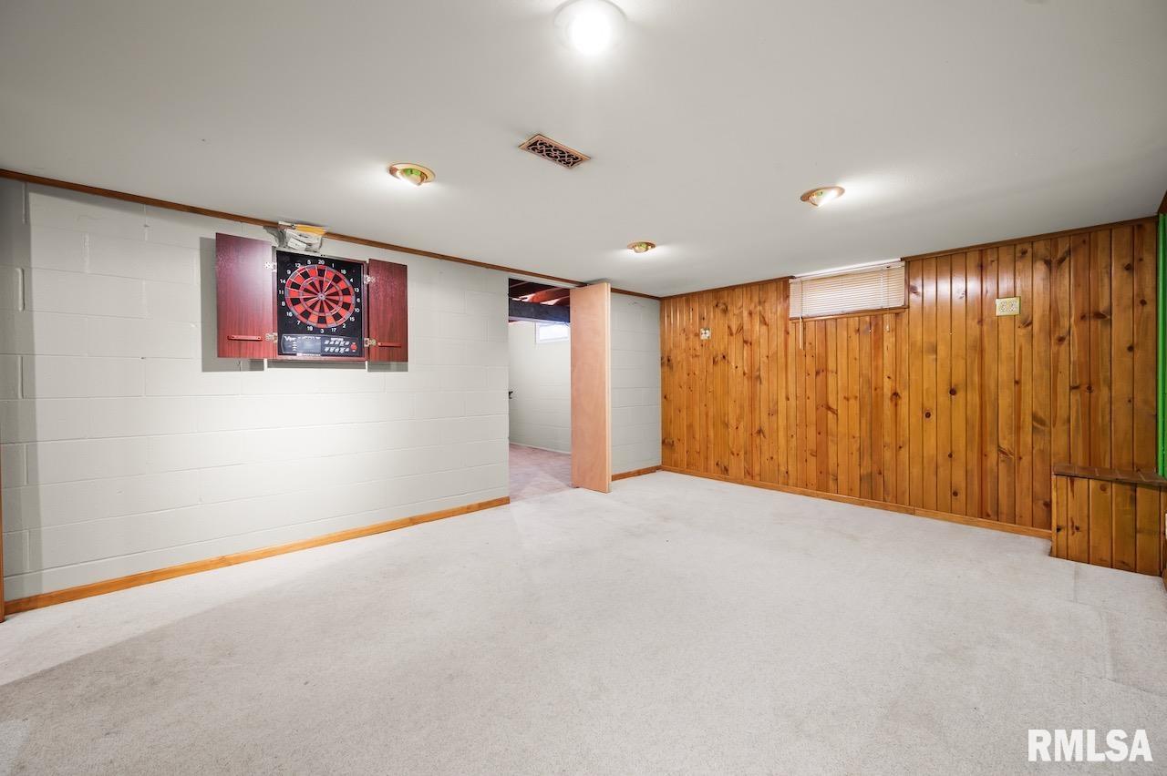 2716 West Overhill Road Peoria, IL 61615 - Photo 24 of 31 Gallery Image 24