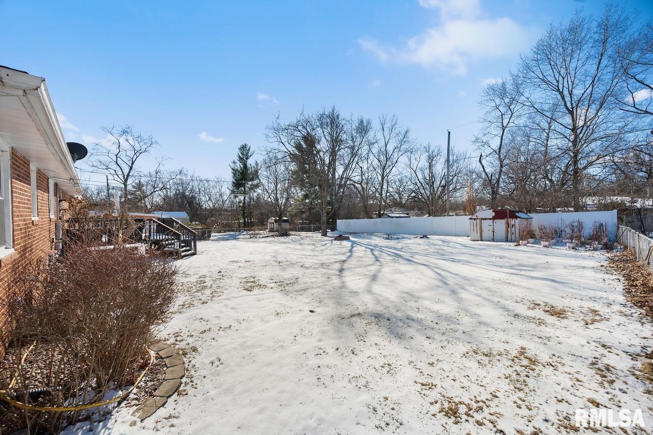 2716 West Overhill Road Peoria, IL 61615 - Photo 28 of 31 Gallery Image 28