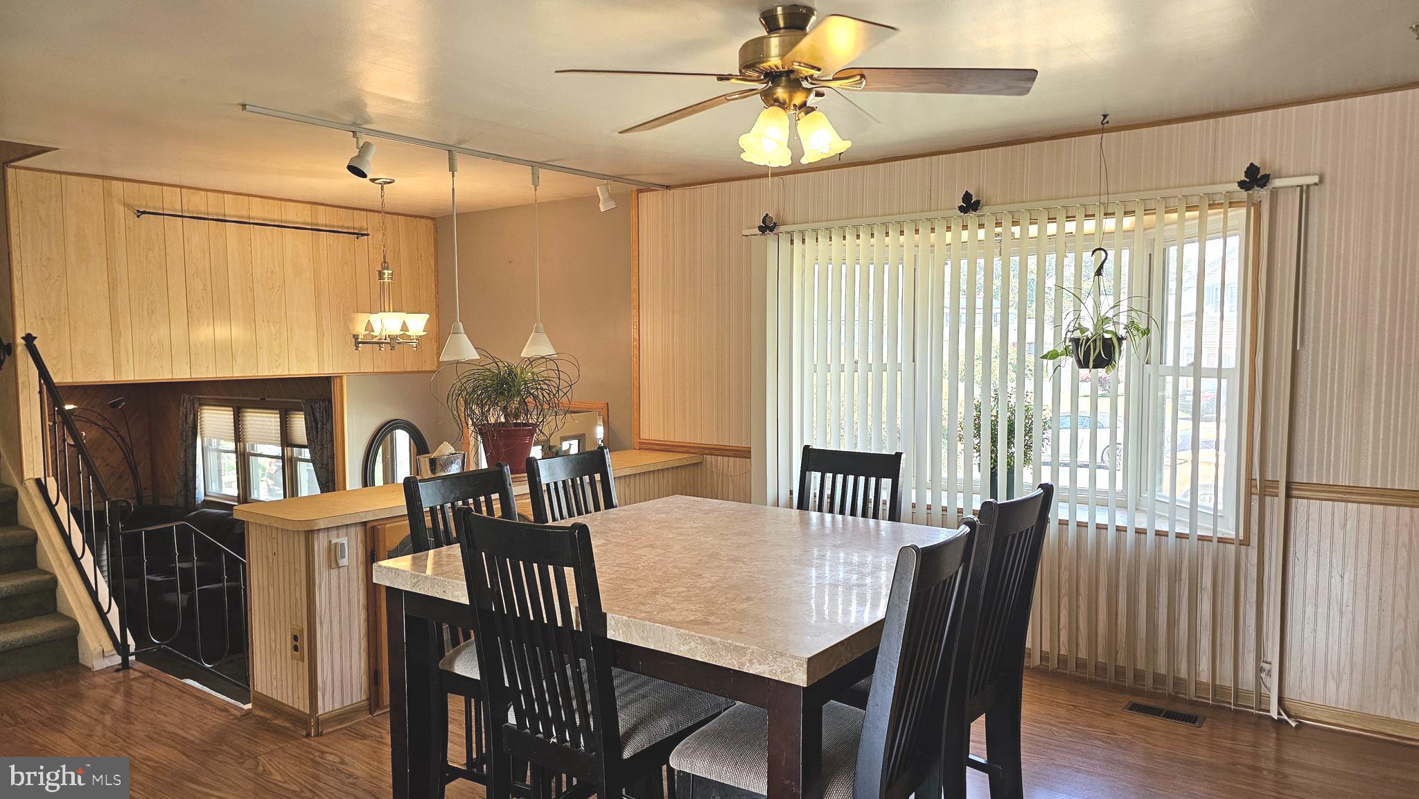 125 Colonial Road Edgewater Park, NJ 08010 - Photo 8 of 43 Dining Room