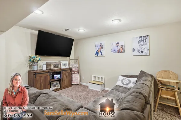 $370,000 | 613 Olds Drive, Douglas, WY 82633