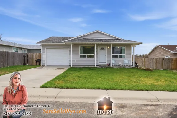 $370,000 | 613 Olds Drive, Douglas, WY 82633