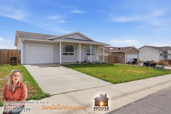 $370,000 | 613 Olds Drive, Douglas, WY 82633