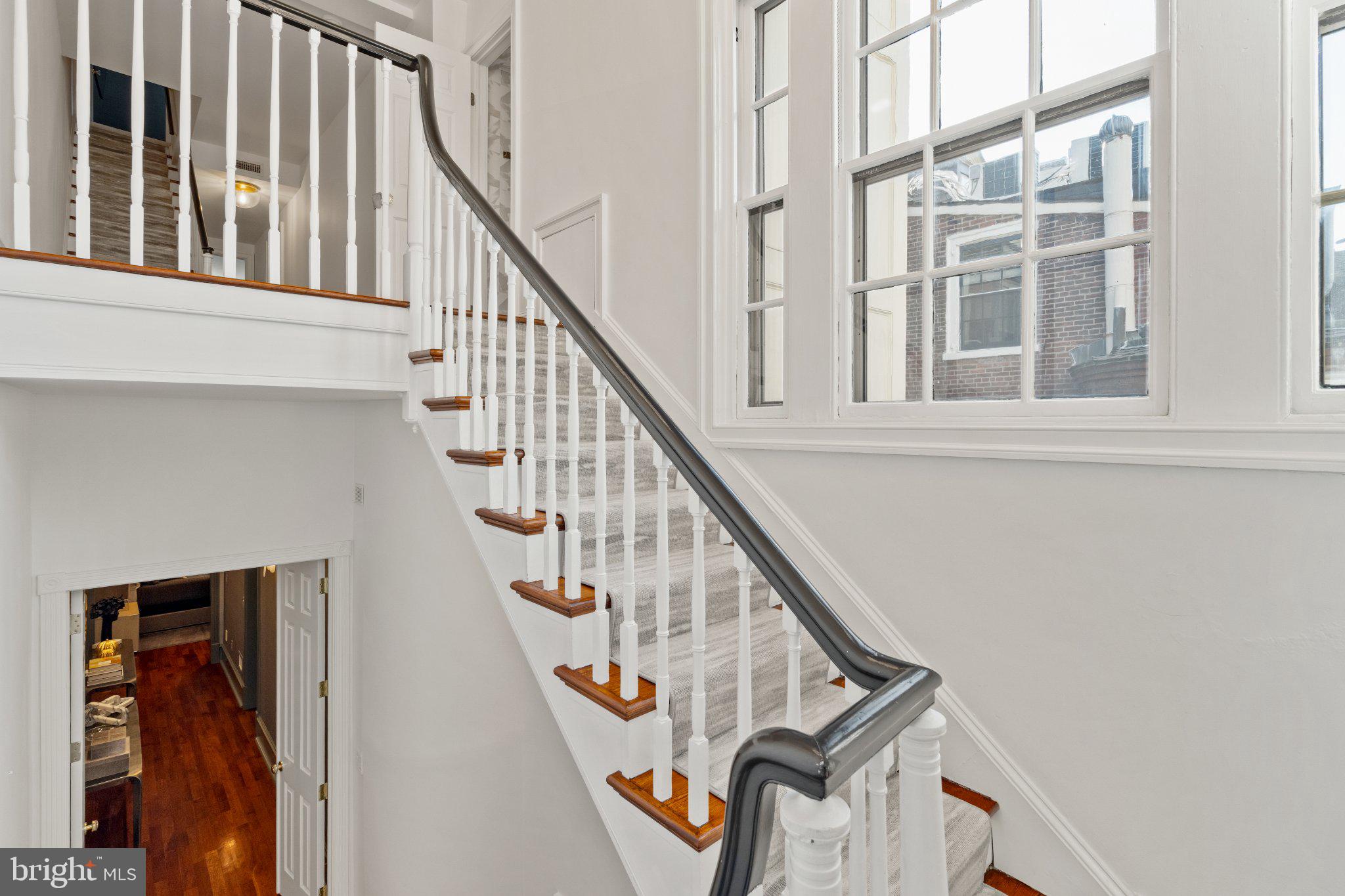 1013 Clinton Street Philadelphia, PA 19107 - Photo 38 of 53 a view of entryway