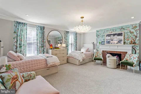 $2,600,000 | 1013 Clinton Street, Philadelphia, PA 19107