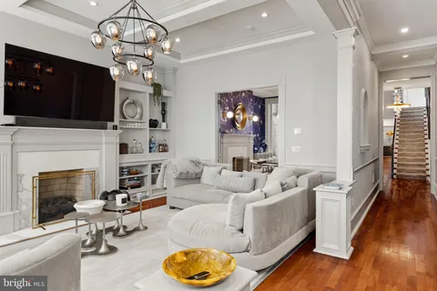 $2,600,000 | 1013 Clinton Street, Philadelphia, PA 19107