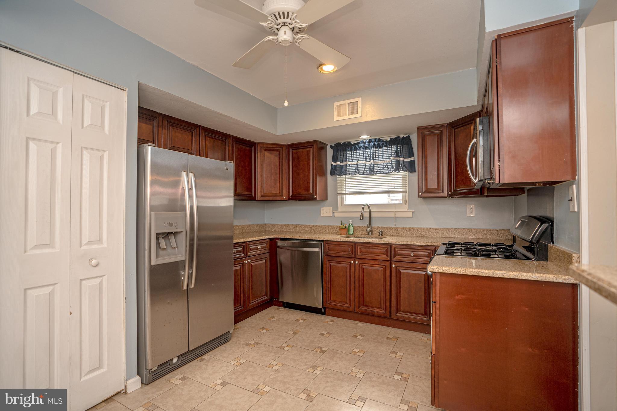 3248 Claridge Road Bensalem, PA 19020 - Photo 10 of 26