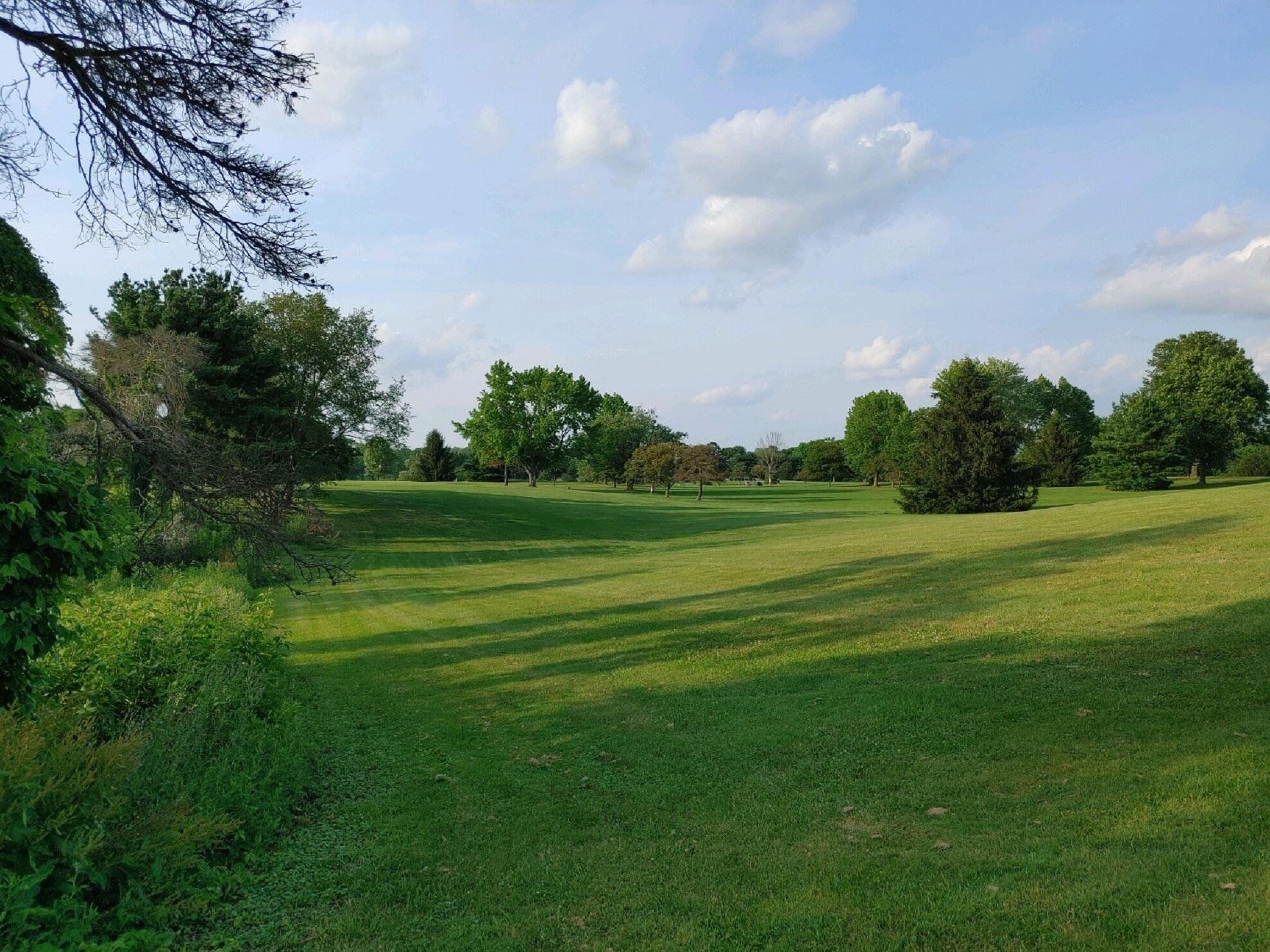 240 Coonpath Road Northeast Lancaster, OH 43130 - Photo 2 of 12 2