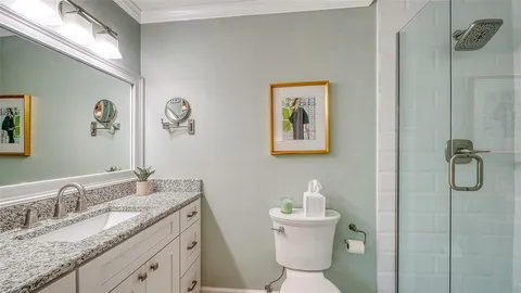 $1,300,000 | 454 Palmetto Court, Venice, FL 34285