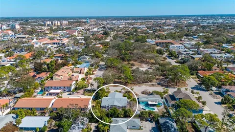 $1,300,000 | 454 Palmetto Court, Venice, FL 34285