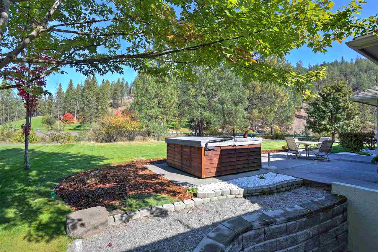 215 East Meadowlane Road Spokane, WA 99224 - Photo 14 of 20