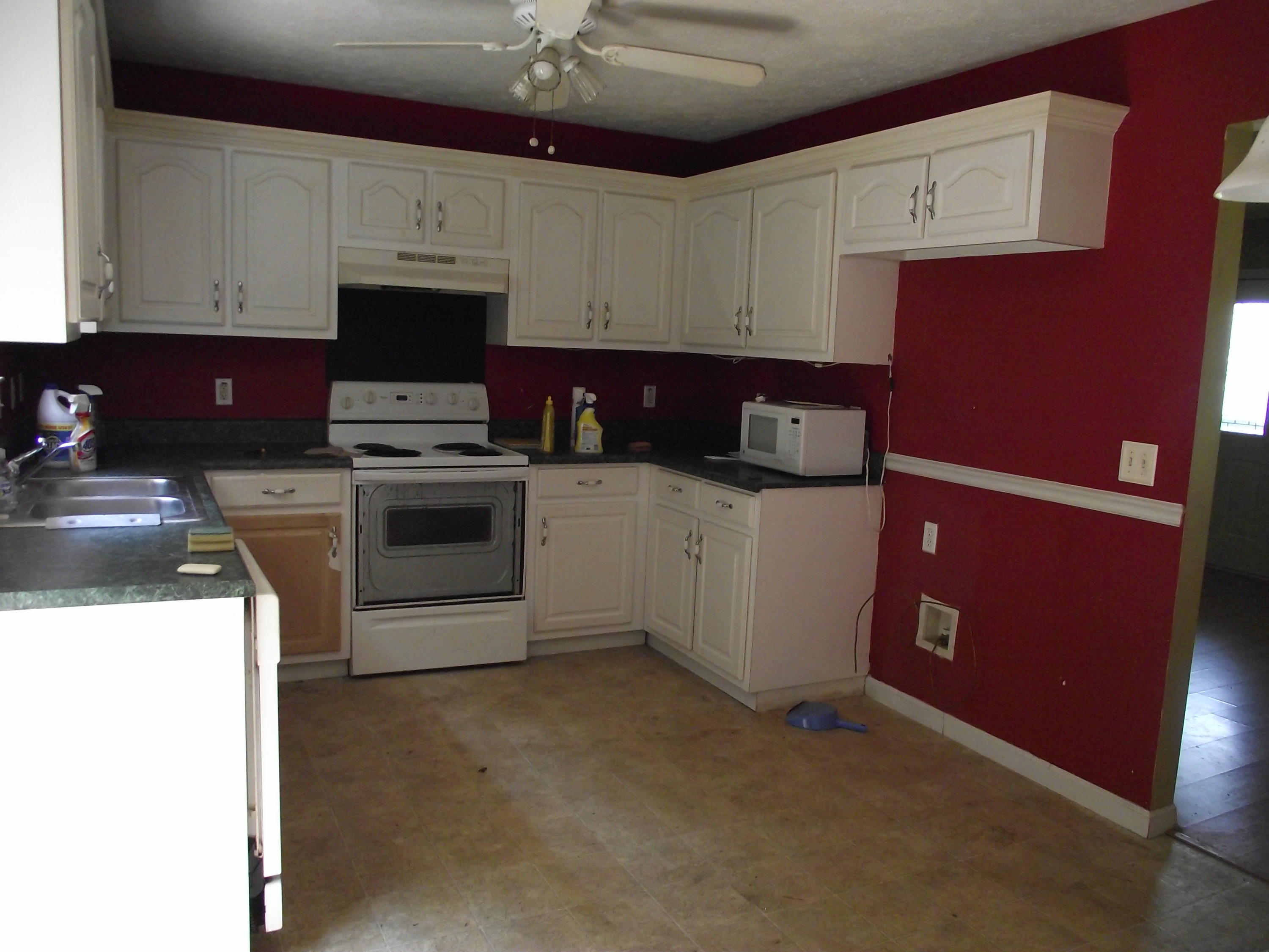 280 Stoker Ridge Road Jasper, TN 37347 - Photo 5 of 16 Kitchen (2)
