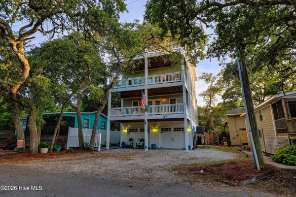 $1,350,000 | 117 Beachwood Drive, Surf City, NC 28445