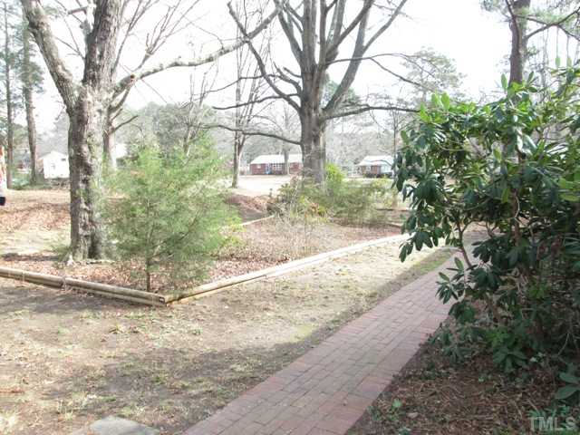 1408 Southerlund Road Garner, NC 27529 - Photo 7 of 25 Very well established and maintained neighborhood! Inside the belt line style, just not the price! Minutes to shopping, restaurants and so much more!