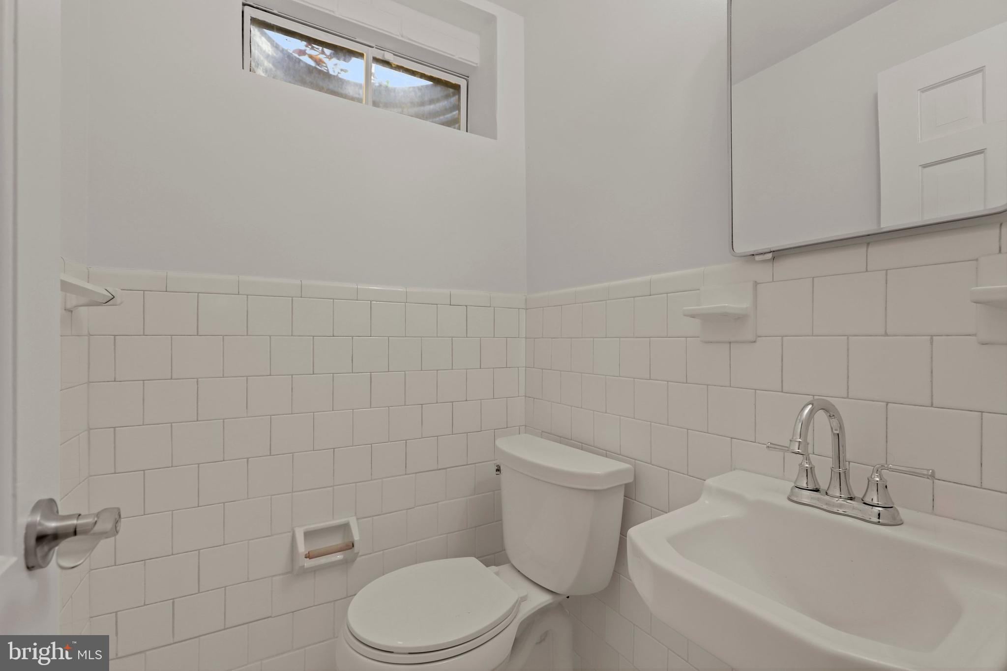 7011 Adelphi Road University Park, MD 20782 - Photo 33 of 57 Gallery Image 33
