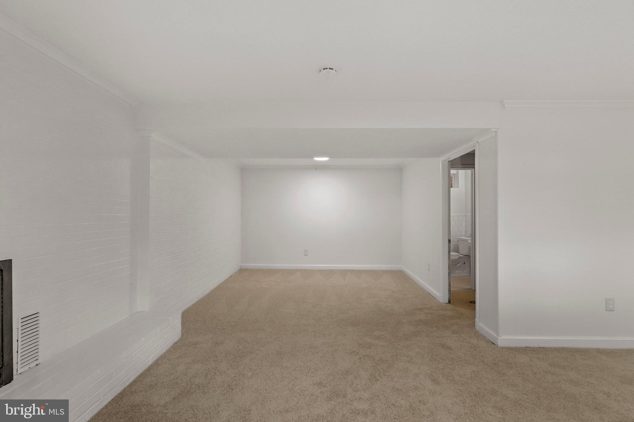 7011 Adelphi Road University Park, MD 20782 - Photo 43 of 57 Gallery Image 43