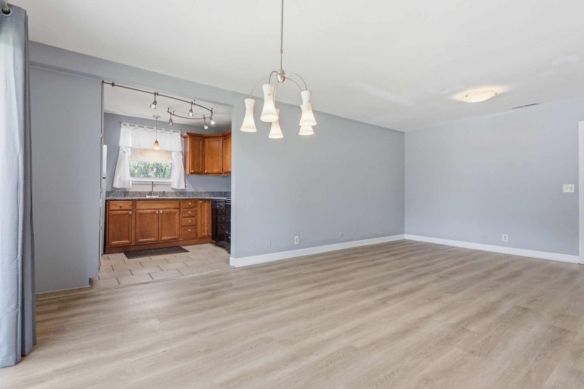 613 Hillsboro Road, Unit B21 Franklin, TN 37064 - Photo 6 of 25