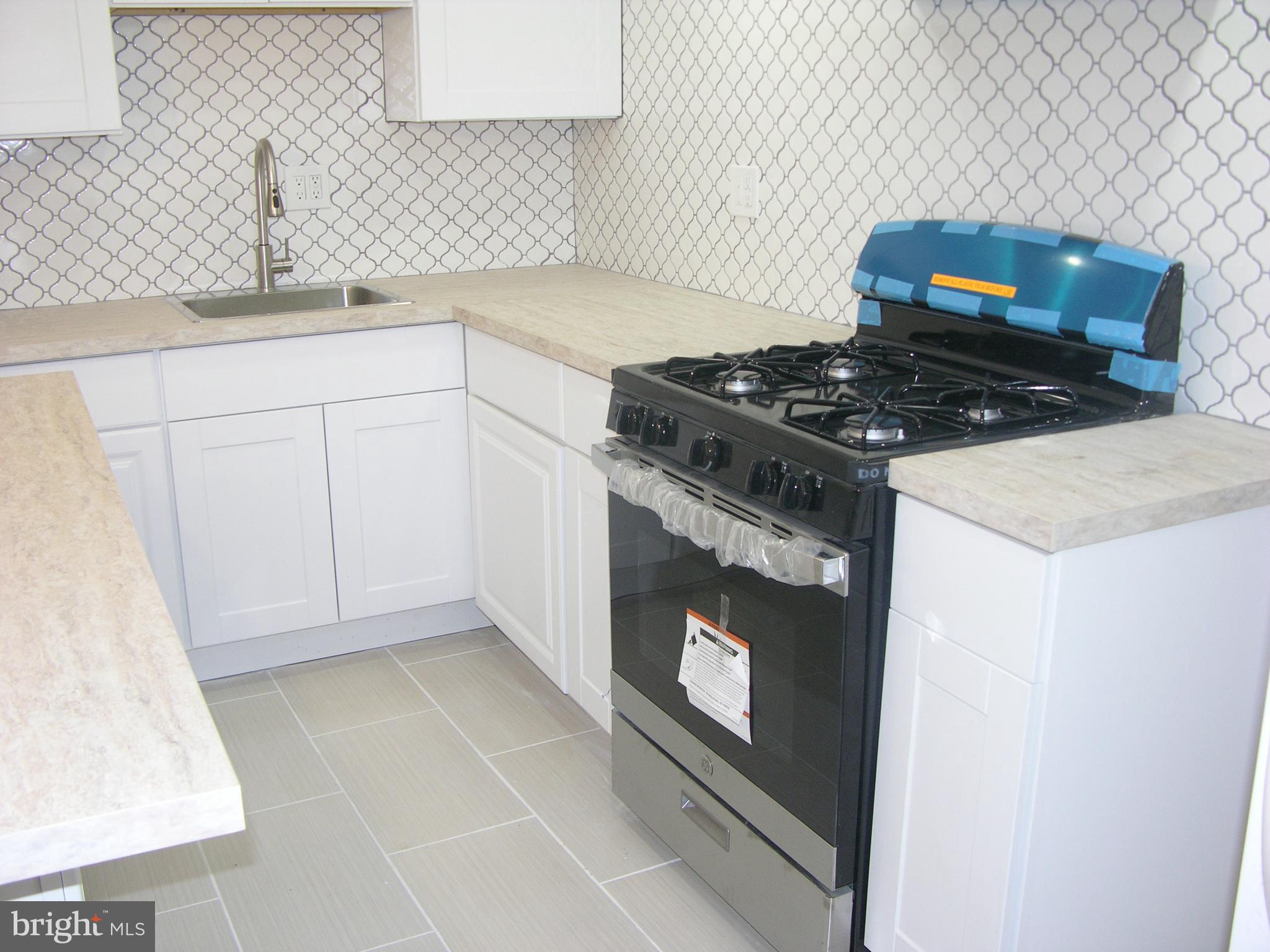 1328 Edgehill Road Darby, PA 19023 - Photo 6 of 25 Gallery Image 6