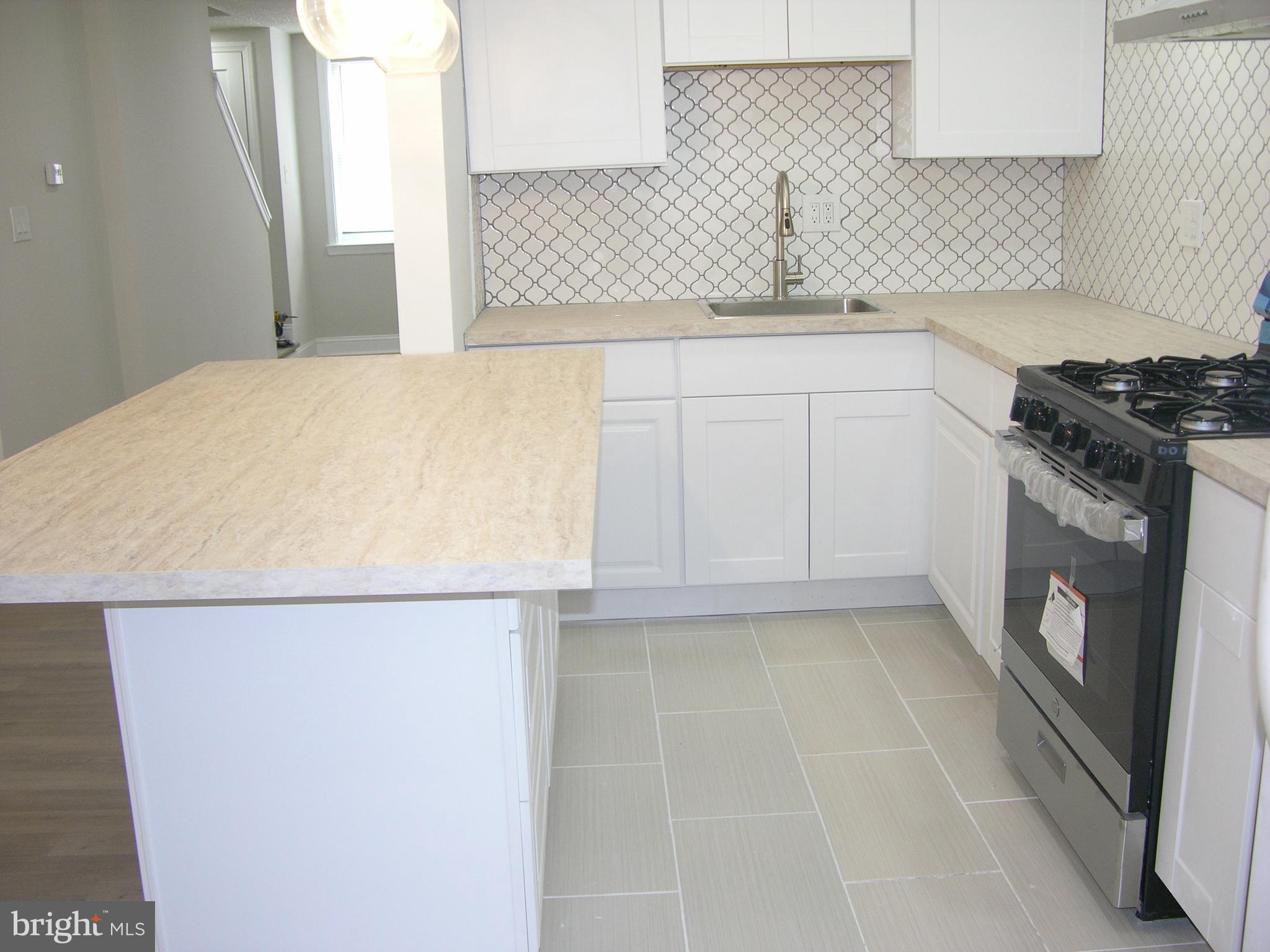 1328 Edgehill Road Darby, PA 19023 - Photo 9 of 25 Gallery Image 9