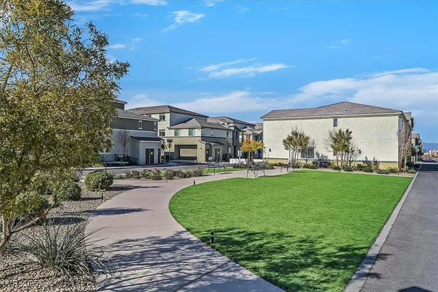 $2,495 | 2845 Mariner Turquoise Lane, Unit 1, Las Vegas, NV 89183