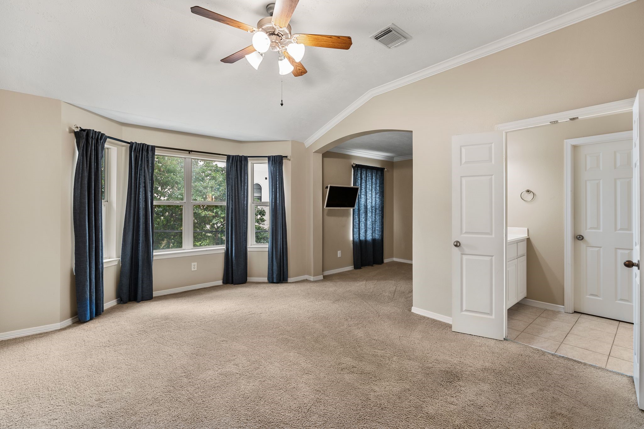 4223 Rose Street Houston, TX 77007 - Photo 20 of 40 Primary Bedroom