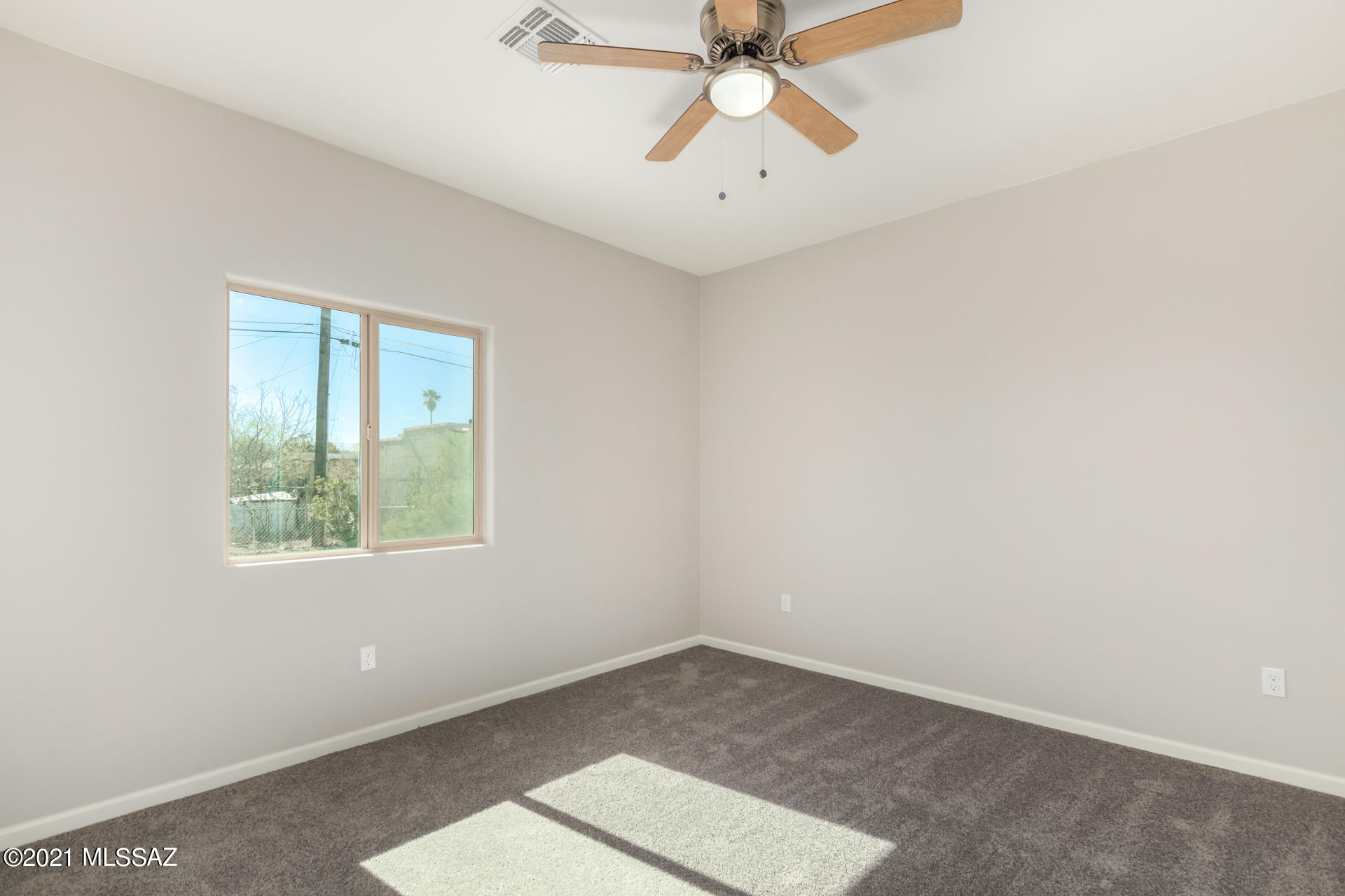 2541 West Roadrunner Road Tucson, AZ 85746 - Photo 18 of 25 Gallery Image 18