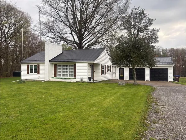 $235,000 | 289 Hamburg Road, Transfer, PA 16154