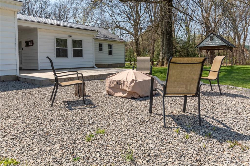 289 Hamburg Road Transfer, PA 16154 - Photo 27 of 37 Gallery Image 27