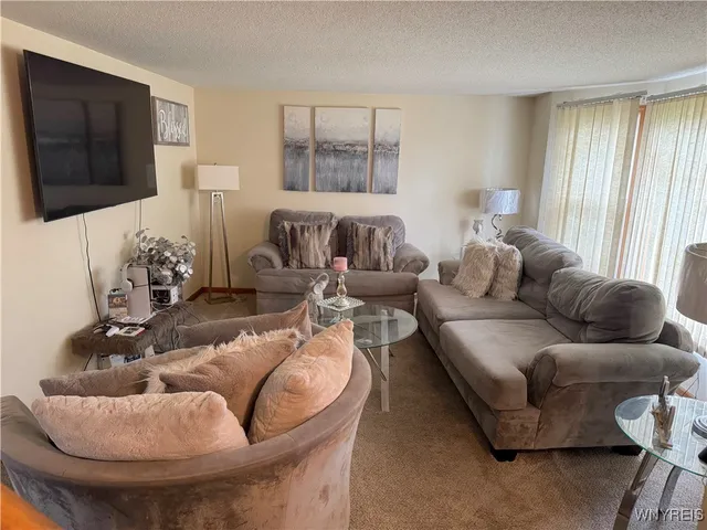 $389,900 | 89 Hillpine Road, Cheektowaga, NY 14227