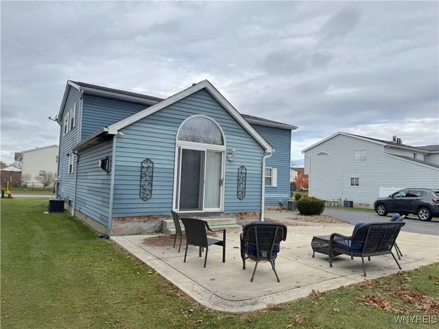 $389,900 | 89 Hillpine Road, Cheektowaga, NY 14227