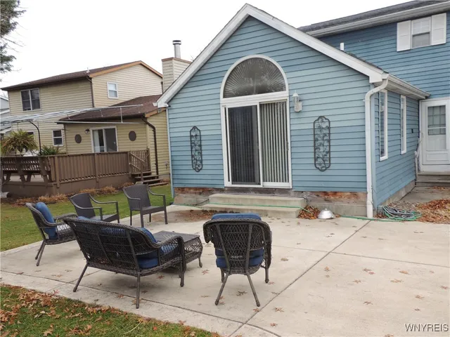 $389,900 | 89 Hillpine Road, Cheektowaga, NY 14227