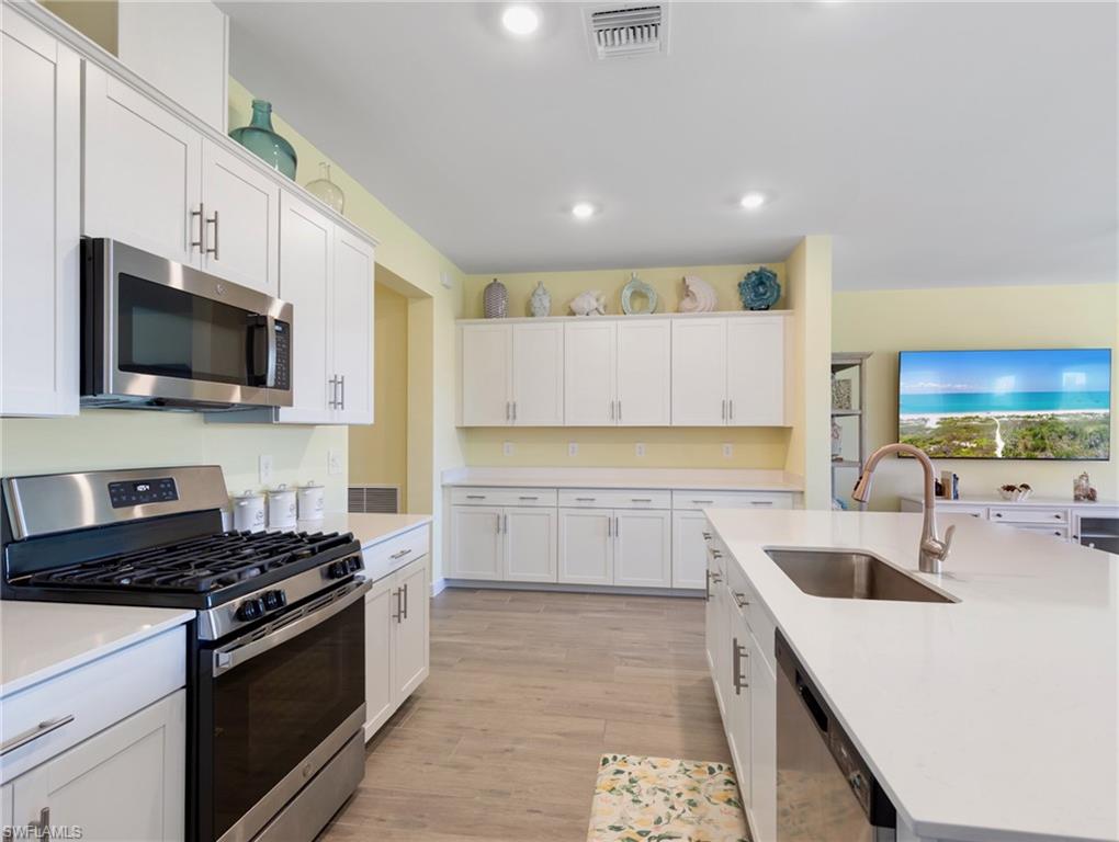 20737 Napa Loop Estero, FL 33928 - Photo 18 of 37