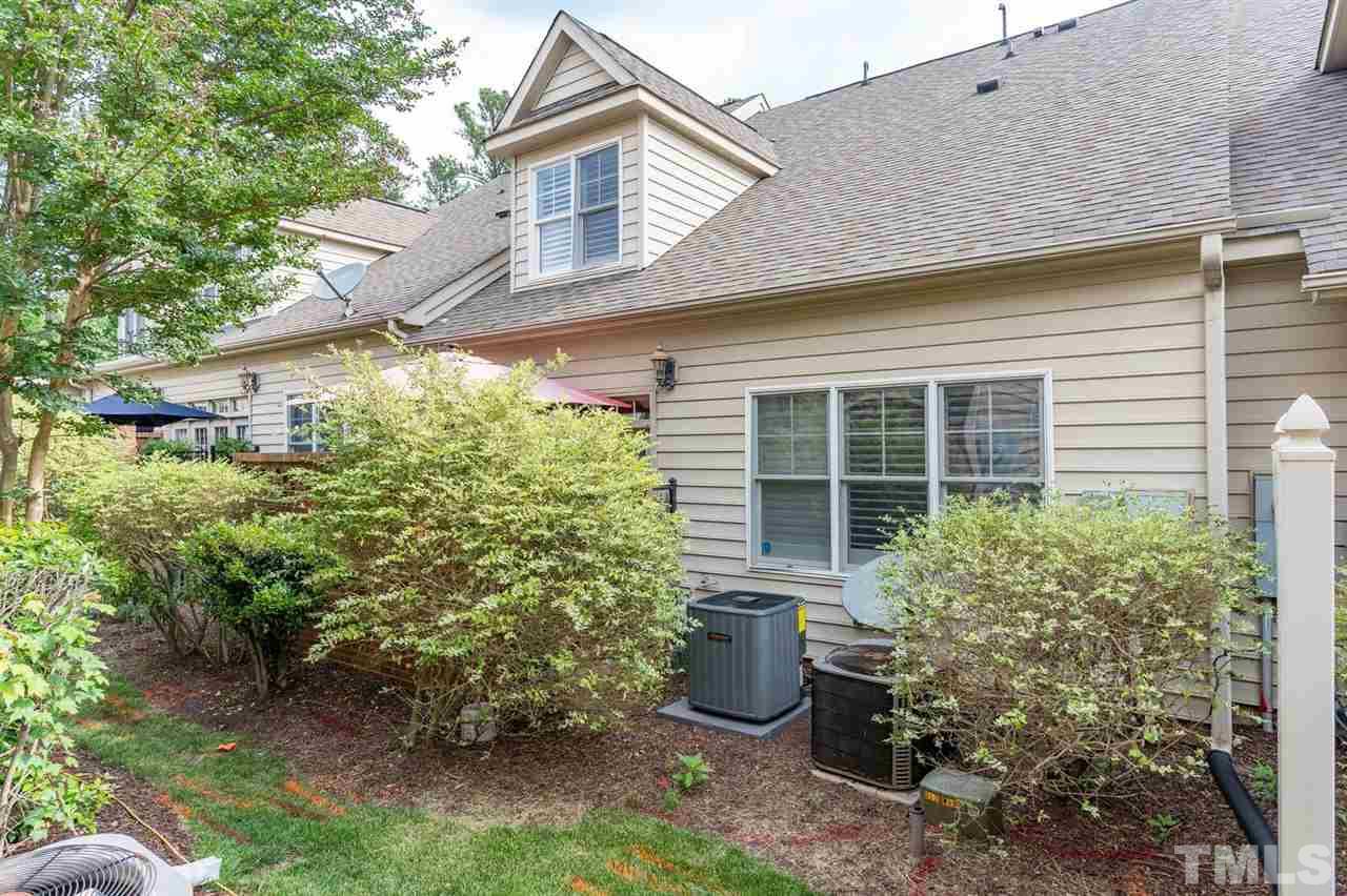 107 Dungarven Loop Cary, NC 27513 - Photo 29 of 30